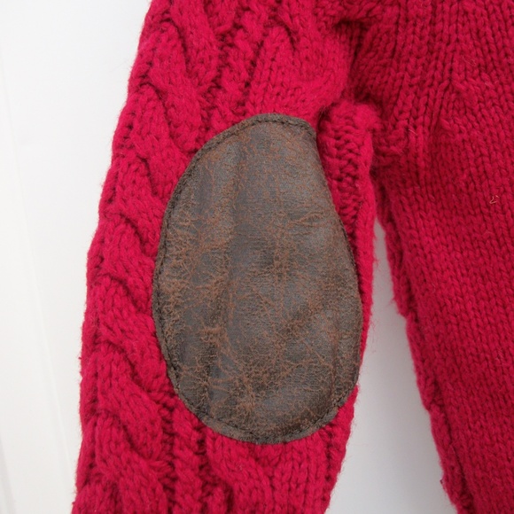 Baby Gap Red Cable Knit Sweater Red V Neck 3-6 mos - Picture 7 of 7